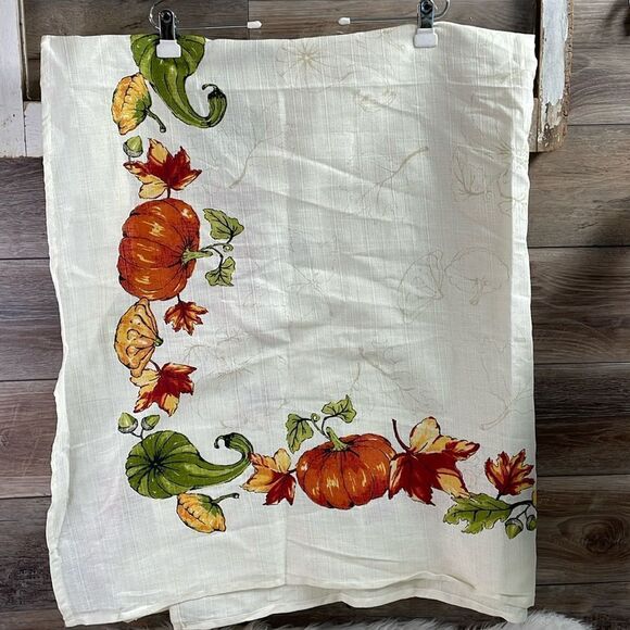 Better Homes and Gardens Fall Leaves and Pumpkins Table Cloth 60 in x 102 in - Picture 1 of 8